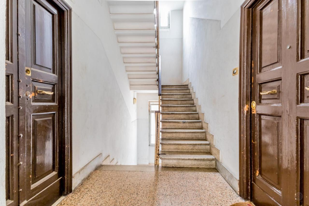 Apartment In Trastevere Рим Екстериор снимка
